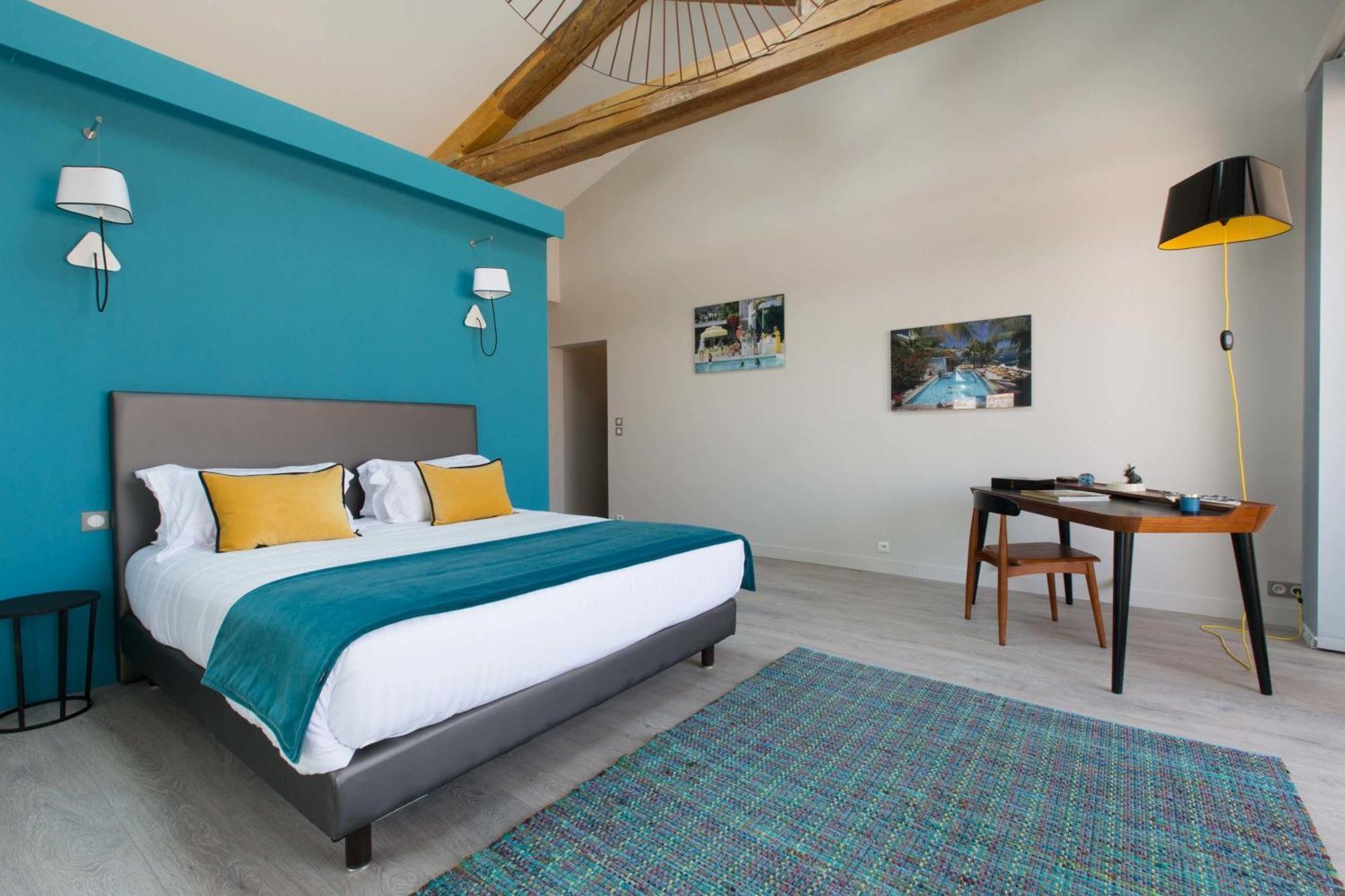 Hotel La Cour Des Sens Lagnes Habitación foto